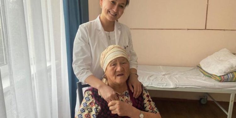 Дәрігерлер 68 жастағы пациенттің қайта көруіне себепші болды