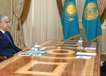 Мемлекет басшысы Астана қаласының және Қарағанды облысының әкімдерін қабылдады