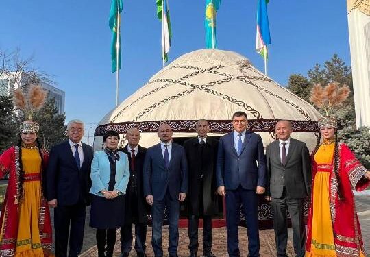 Ташкентте Абай Құнанбайұлының шығармашылығына арналған көрме ашылды