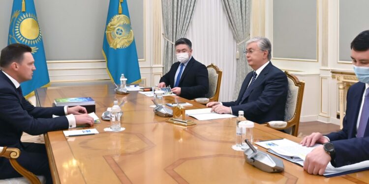 Президент Еуразиялық даму банкінің басқарма төрағасы Николай Подгузовты қабылдады