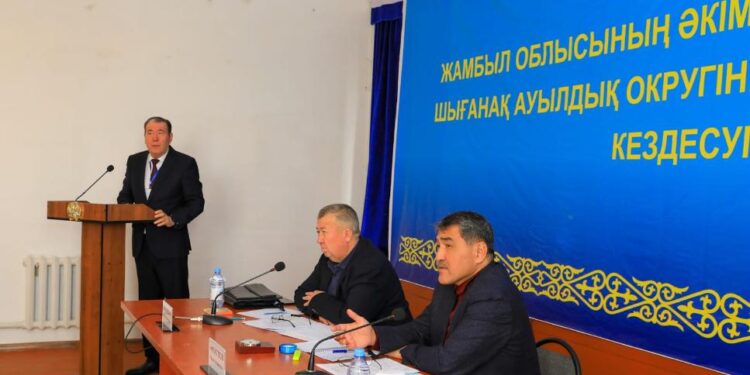 Жамбыл облысы әкімі шалғай ауылдардағы тұрғындармен кездесті