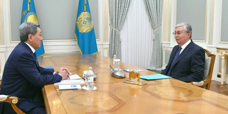 Мемлекет басшысы «Ардагерлер ұйымы» республикалық қоғамдық бірлестігінің төрағасы Бақтықожа Ізмұхамбетовті қабылдады
