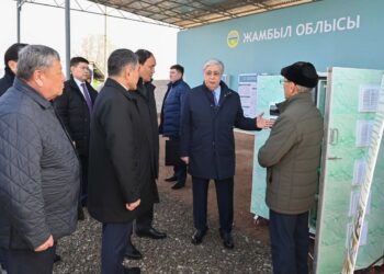 Қасым-Жомарт Тоқаев Байзақ ауданы Талас ауылында орналасқан «Қостөбе-2019» ауыл шаруашылығы өндірістік кооперативіне барды