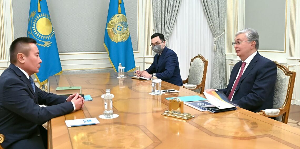 Мемлекет басшысы Ұлттық құрылтай мүшесі Талғат Қалиевті қабылдады