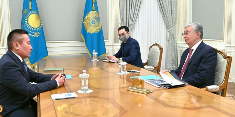 Мемлекет басшысы Ұлттық құрылтай мүшесі Талғат Қалиевті қабылдады