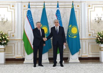 Мемлекет басшысы Қасым-Жомарт Тоқаев Өзбекстан Президенті Шавкат Мирзиёевпен кездесті