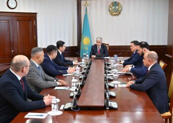 Президент Қазақстан Республикасы Парламенті Мәжілісіндегі саяси партиялар фракцияларының жетекшілерімен кеңес өткізді