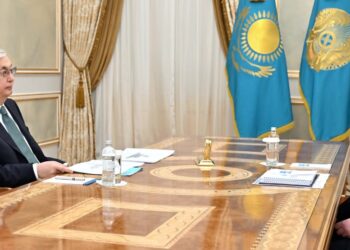 Мемлекет басшысы Астана қаласының әкімі Жеңіс Қасымбекті қабылдады