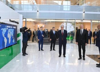 Қазақстан мен Әзербайжан президенттері «Астана» халықаралық қаржы орталығына барды