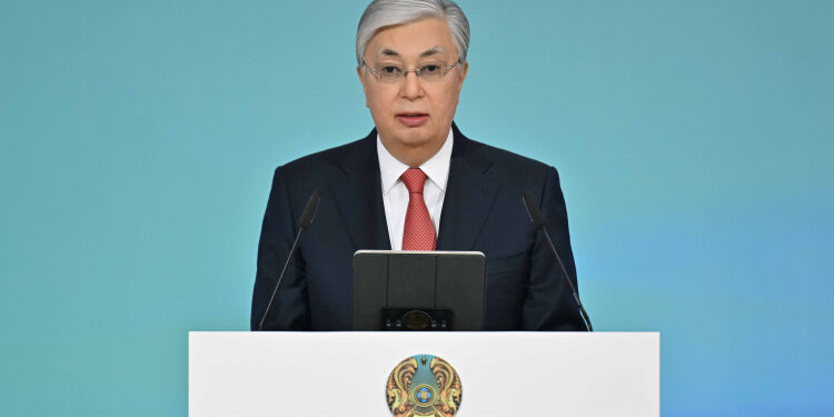Президент Бүкілармиялық кеңес өткізді