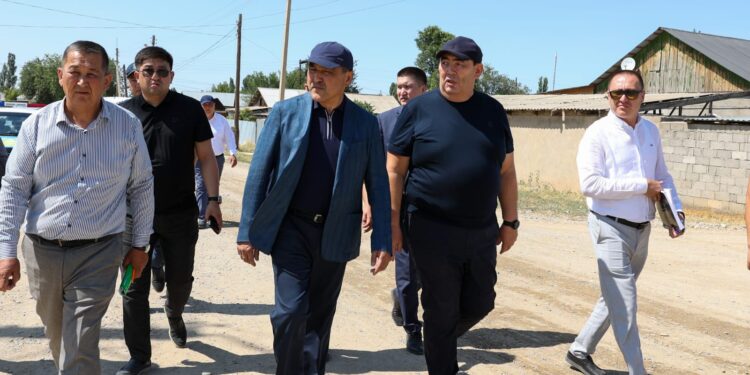 НҰРЖІГІТОВ ТАРАЗ ҚАЛАСЫН АРАЛАДЫ