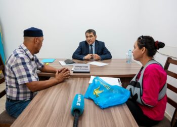 Облыс әкімі азаматтарды жеке қабылдады