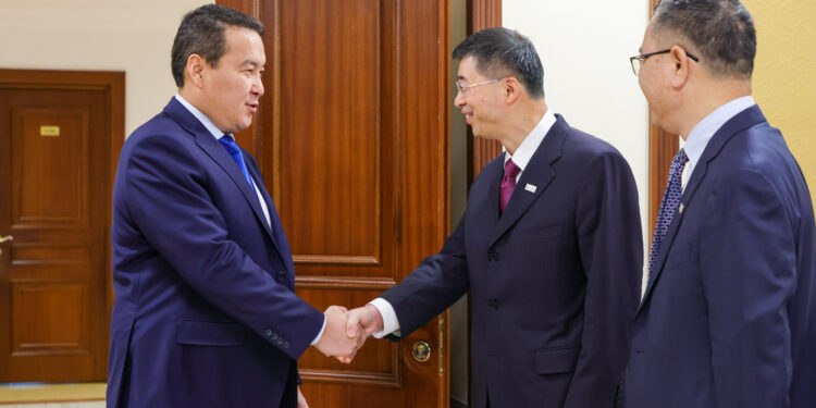 Sinopec компаниясы Қазақстанда жаңа мұнай-газ жобаларына қатысуға ниетті