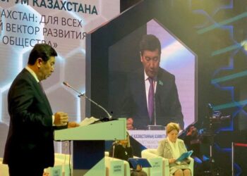 Президент белсенділер мен еріктілерге үндеу жолдады