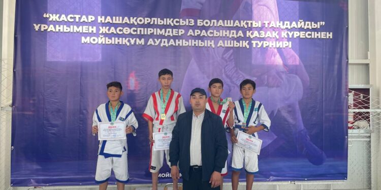 «Жастар нашақорлықсыз болашақты таңдайды!» қазақ күресінен жарыс өтті