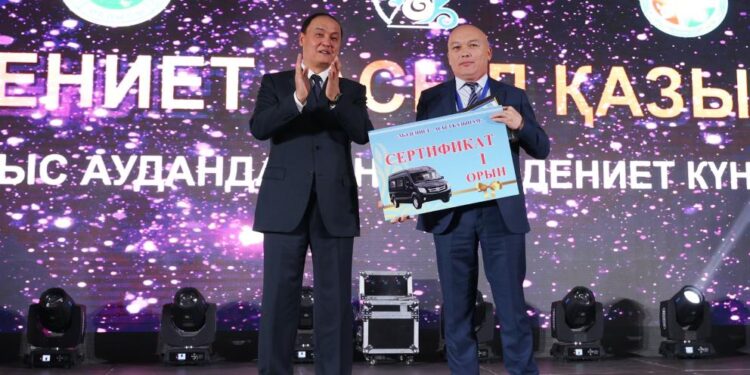 Жамбыл облысының үздік мәдениет және өнер ұжымдары марапатталды