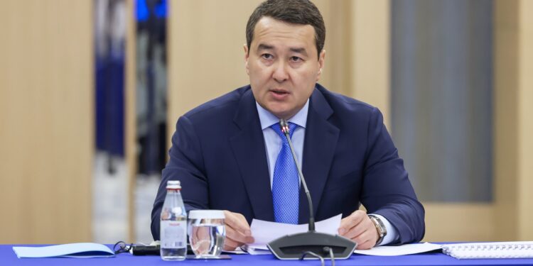 Премьер-министр қызметтен кетуіне байланысты түсініктеме берді