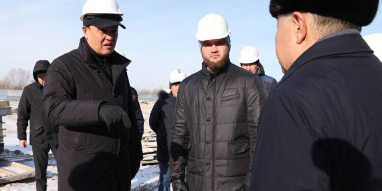 Ербол Қарашөкеев құрылыс нысандарын тексерді