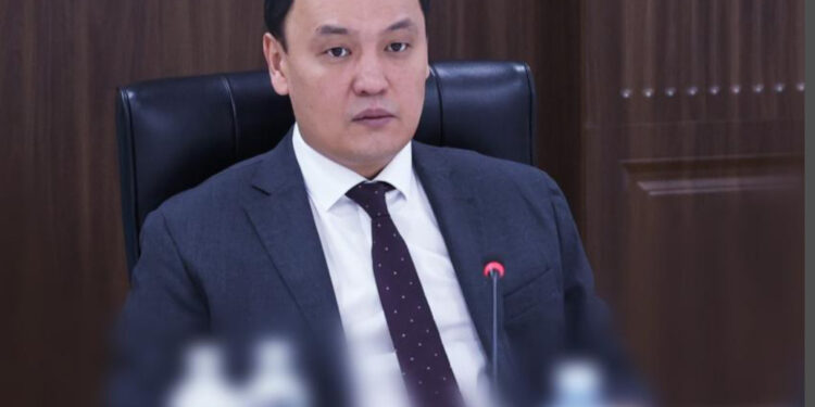 Е. Қарашөкеев: Басты мақсат – қалдықтарды өңдеу мен кәдеге жарату жүйесін жолға қою