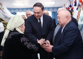 Аймақ басшысы ардагерлер және жастармен кездесті