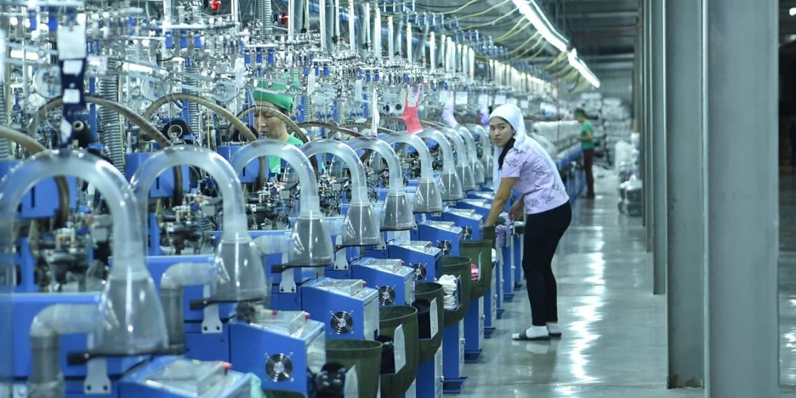 Министр: қара металлургияда — 101,0%, жеңіл өнеркәсіпте — 112,2%, құрылыс материалдары өндірісінде — 106,1%