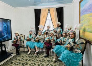 Таразда айтыскер ақындар орталығы ашылды
