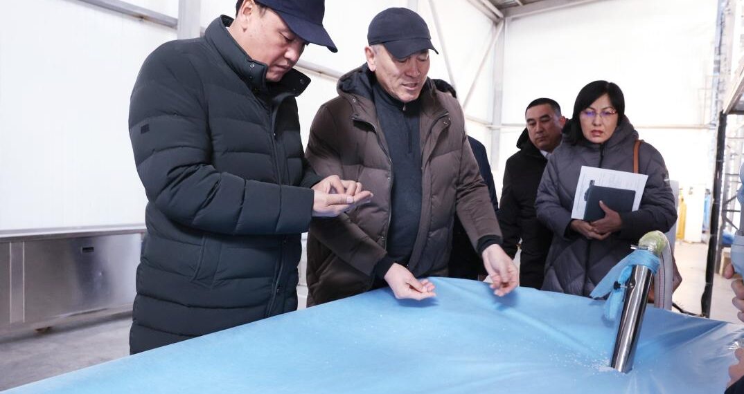 Ербол Қарашөкеев Айша бибі ауылындағы «Super Pharm» фармацевтикалық зауытына барды