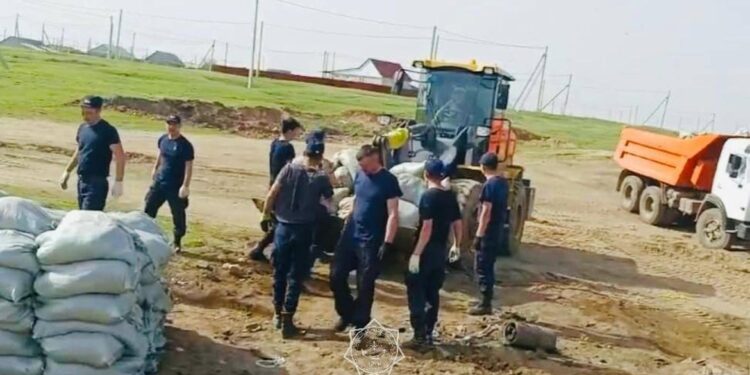 «Судың бағыты бұрылды». 4,5 мың үйге су басу қауіпі жоқ