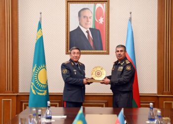 Қорғаныс министрінің бірінші орынбасары Әзербайжанға ресми сапармен барды