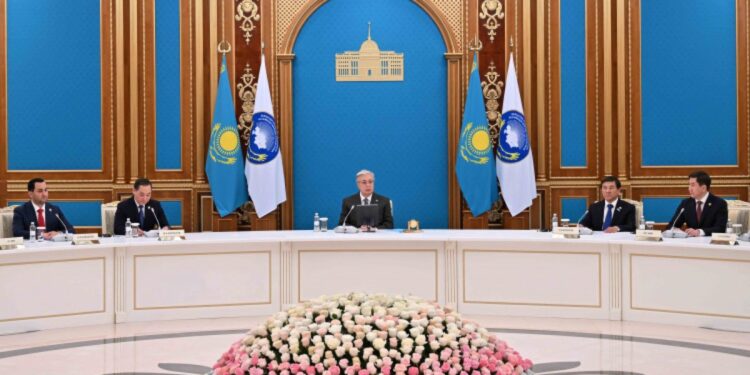 Президент ҚХА-ның «Бірлік. Жасампаздық. Өрлеу» атты ХХХІІІ сессиясын өткізді