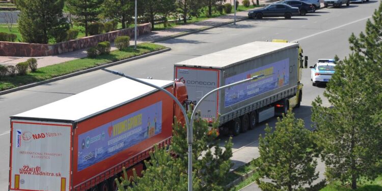 Су тасқыны. Еріктілер 553,4 тоннадан аса гуманитарлық көмек жинады