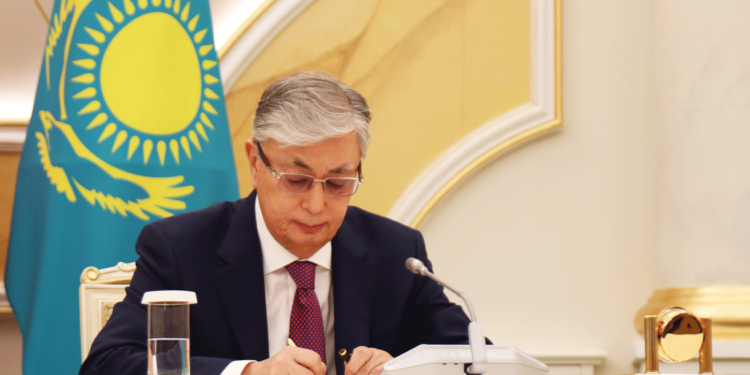 Тоқаев бірнеше елге елшілер тағайындады