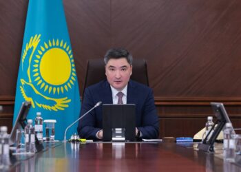 Премьер: Ірі кәсіпорындар бизнесті қолдап, оларға қосымша қызметтер беруге тиіс