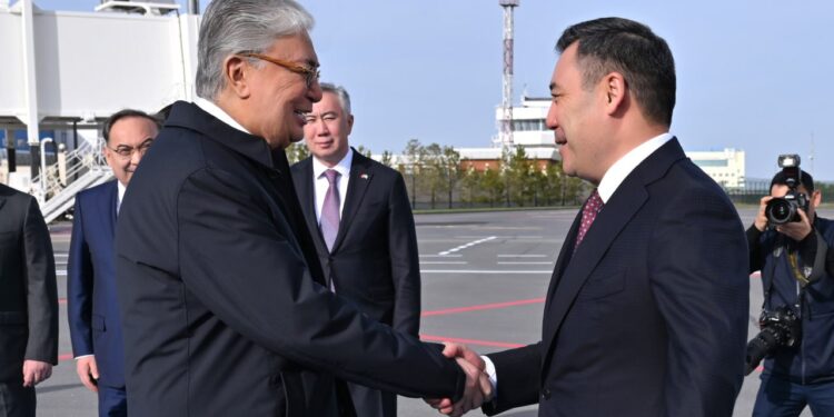 Қырғызстан Президенті Қазақстанға ресми сапармен келді