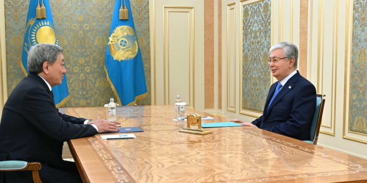 Президент Мәжіліс депутаты Бақтықожа Ізмұхамбетовті қабылдады