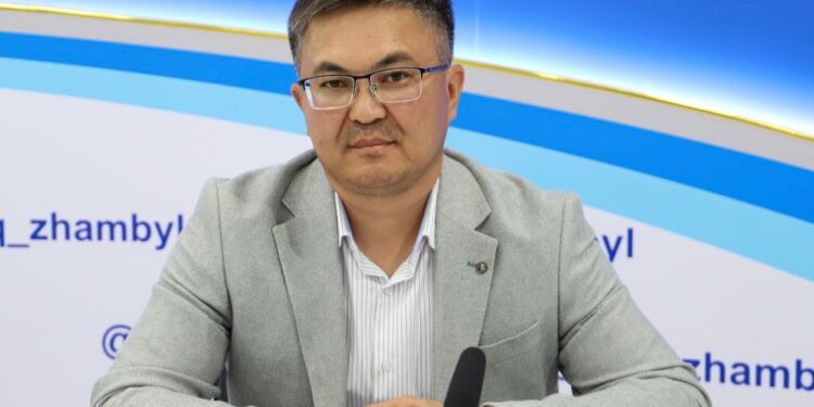 Шу өзенінің 42%-ы — Қазақстанға, ал 58%-ы — Қырғызстанға құяды