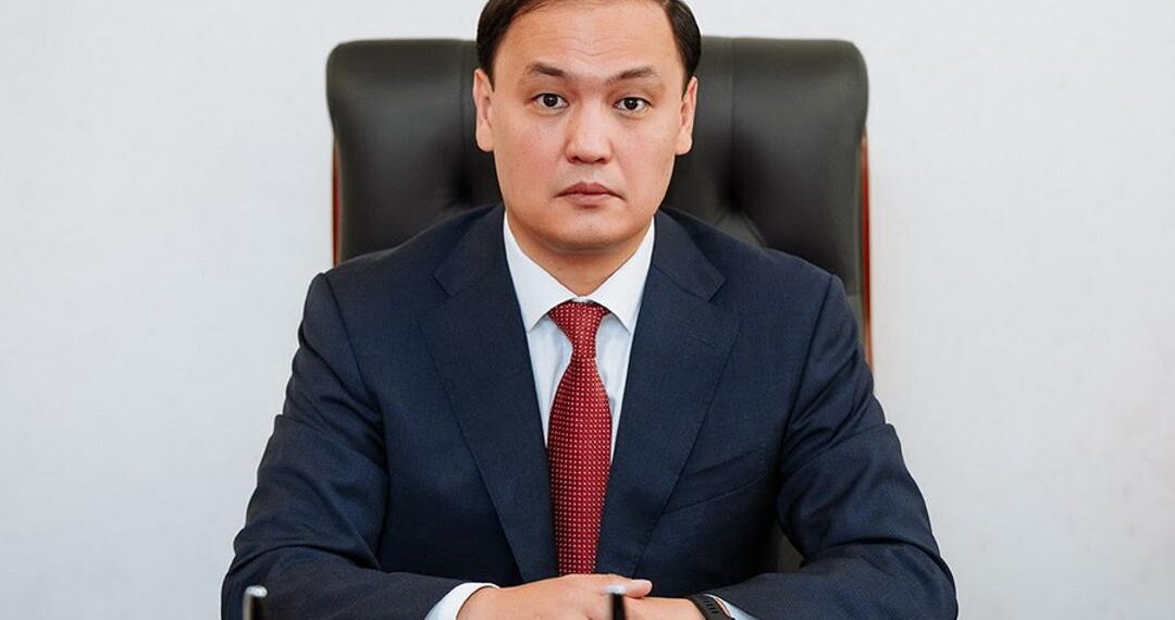 Қарашөкеев БАҚ өкілдерін кәсіби мерекесімен құттықтады