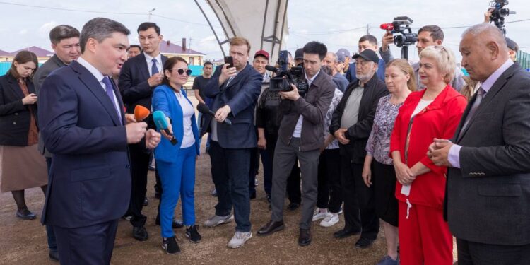Су тасқыны. Петропавлда Бірлік ауданының тұрғындарына үйдің кілті табысталды