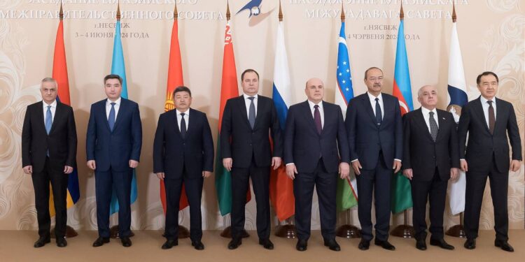 Бектенов: ЕАЭО – 185 млн-нан астам халқы бар кедендік шекарасы жоқ нарық