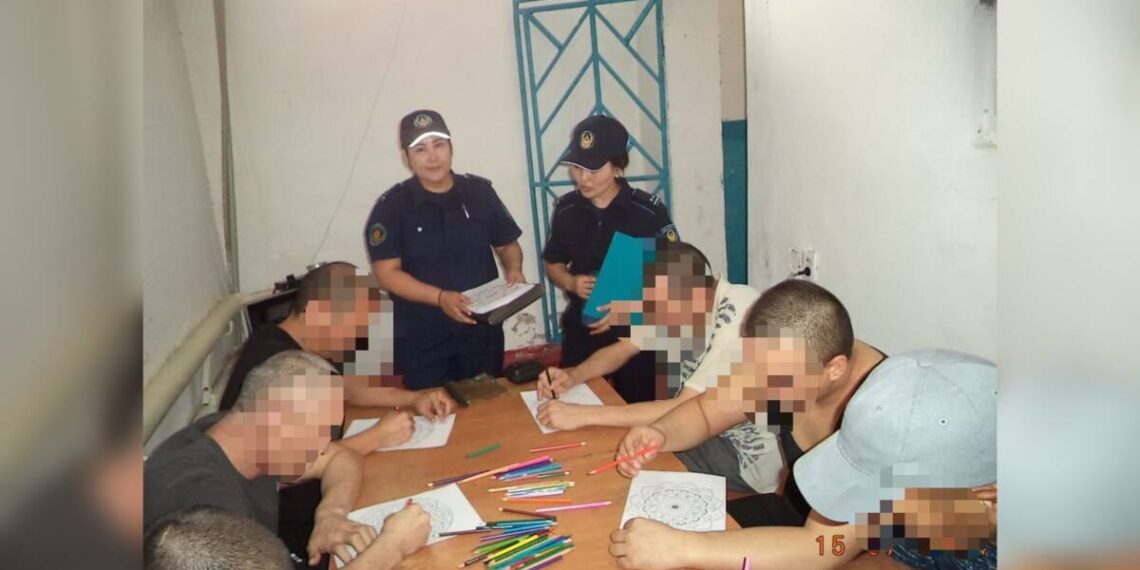 Таразда жазасын өтеушілерге психологиялық көмек көрсетілді