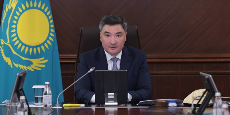 Олжас Бектенов көлеңкелі экспорттың жолын кесуді тапсырды