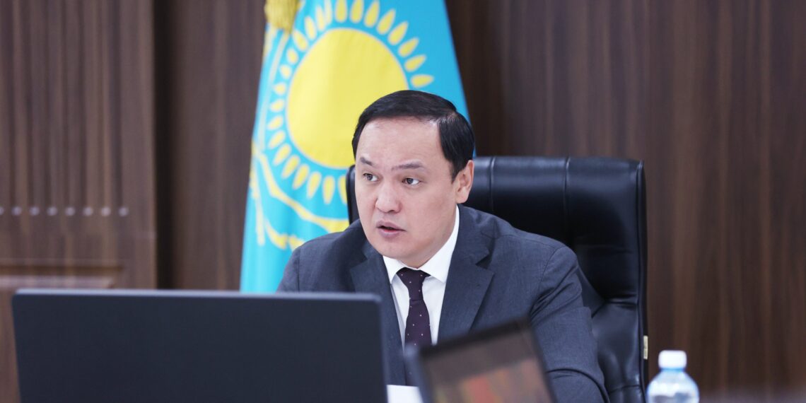 Облыс әкімі: Тұрғындардан интернет сапасына жиі шағым түседі