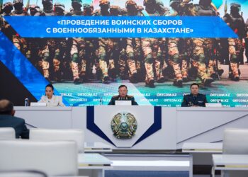 Биыл үш мың қазақстандық әскери жиыннан өтеді
