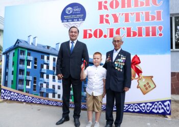 Шу қаласының тұрғындарына пәтер кілттері табысталды