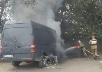 Шу қаласында жүк фургоны өртенді
