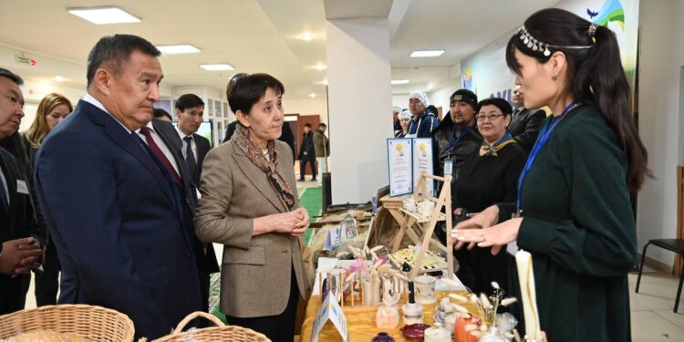 Ауыл аманаты. Дүйсенова Ақмолада жобаның іске асырылуын тексерді