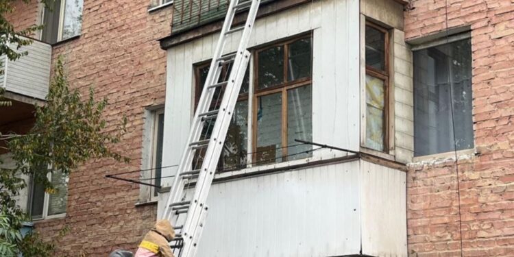 Жамбыл облысының өрт сөндірушілері 11 адамды эвакуациялады