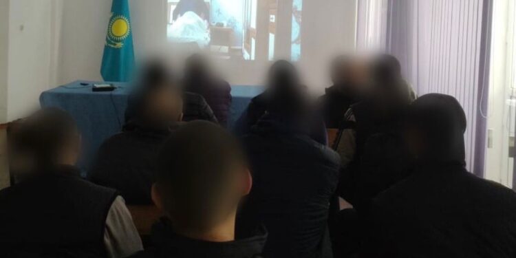Таразда сотталғандарға «Ажырасу» фильмі көрсетілді
