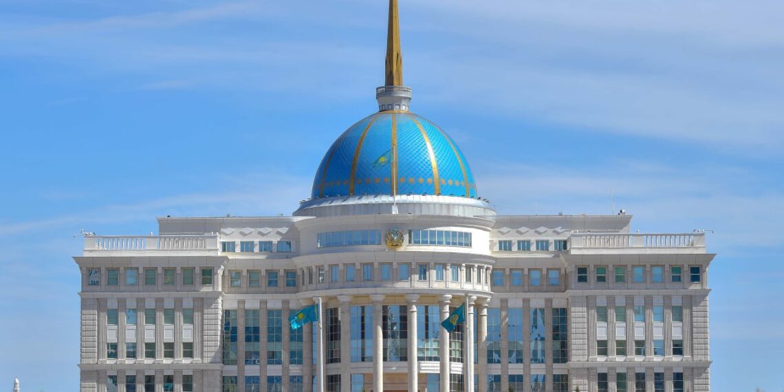 Тоқаев ҰҚК төрағасының жаңа орынбасарын қабылдады