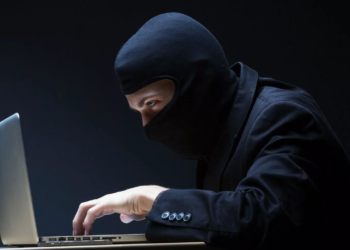Жетісулықтар алаяқтармен сөйлесіп, 516 млн теңгесінен қағылды